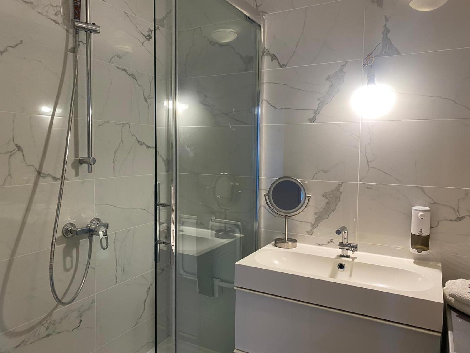 Mickey House 6 Pers 10 Min & 30min Paris Apartment *