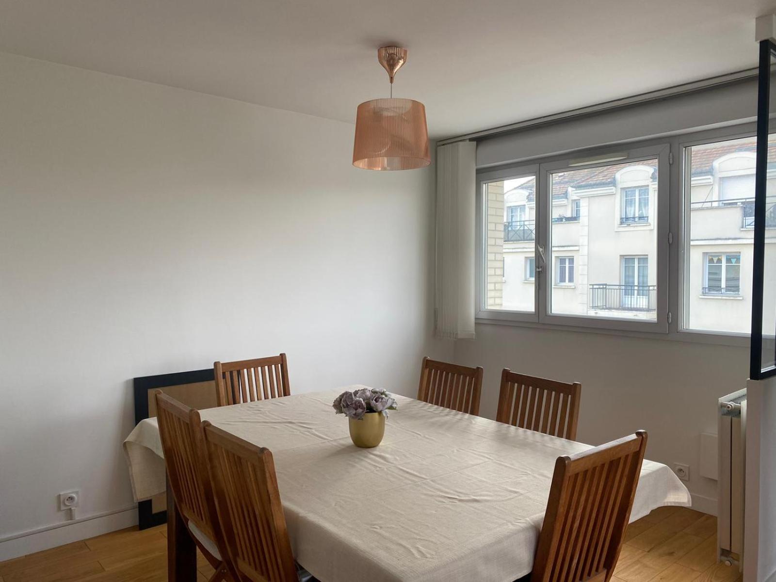Mickey House 6 Pers 10 Min & 30min Paris * Bussy-Saint-Georges