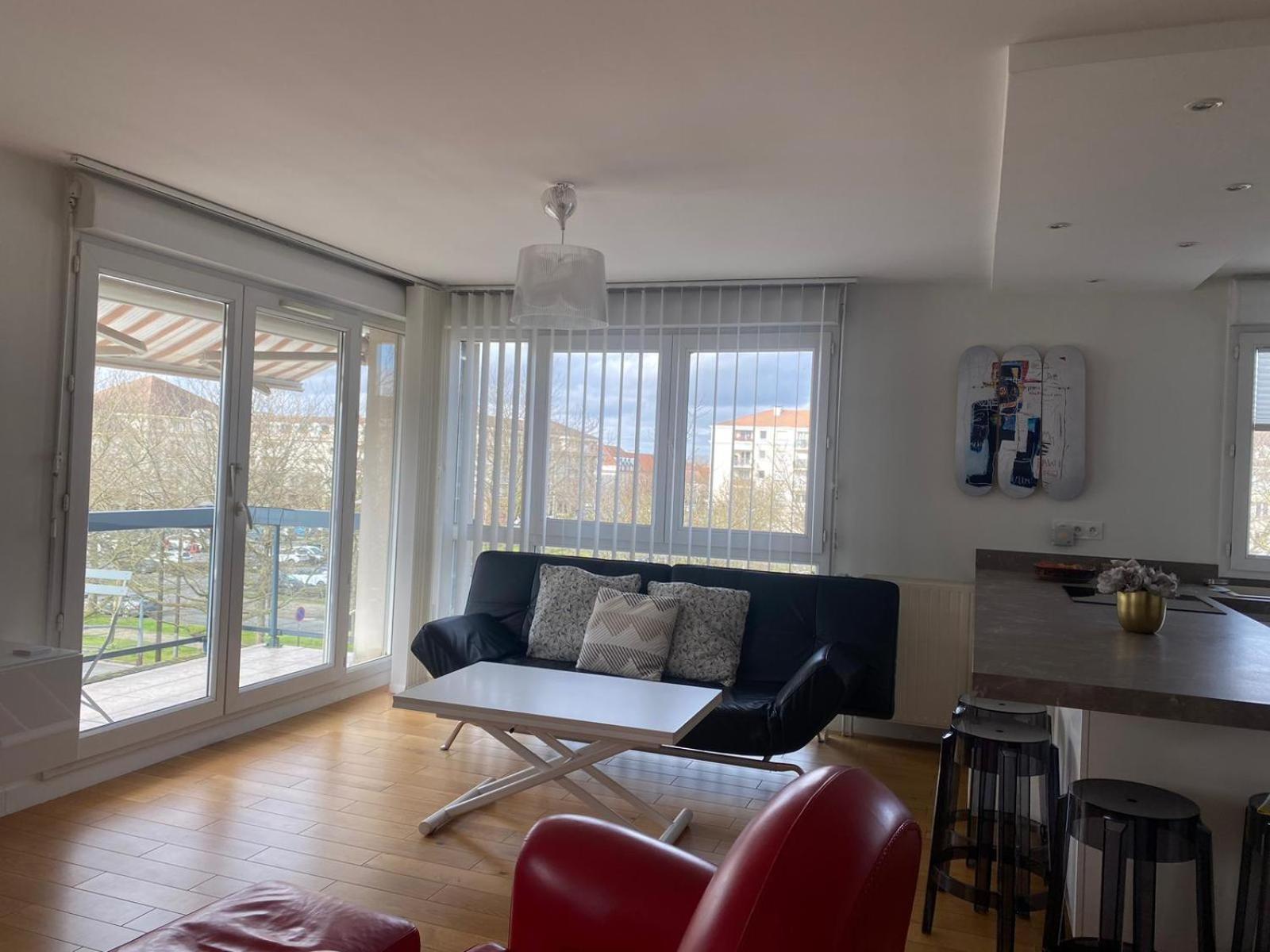 Mickey House 6 Pers 10 Min & 30min Paris *