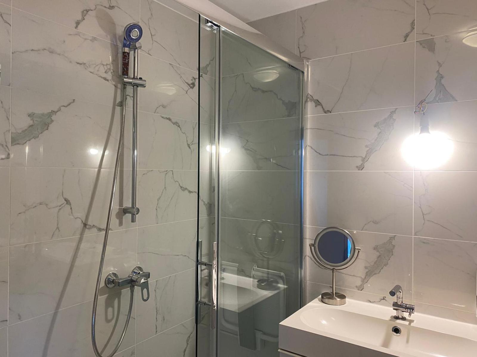 Mickey House 6 Pers 10 Min & 30min Paris